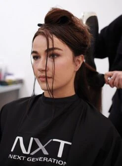 NXT Premium Colouring Cape, Black