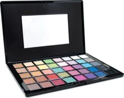Airbase Eye Shadow Palette, Pearl 40 Colours